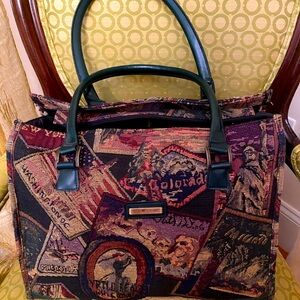 Gloria Vanderbilt great jacquard travel bag